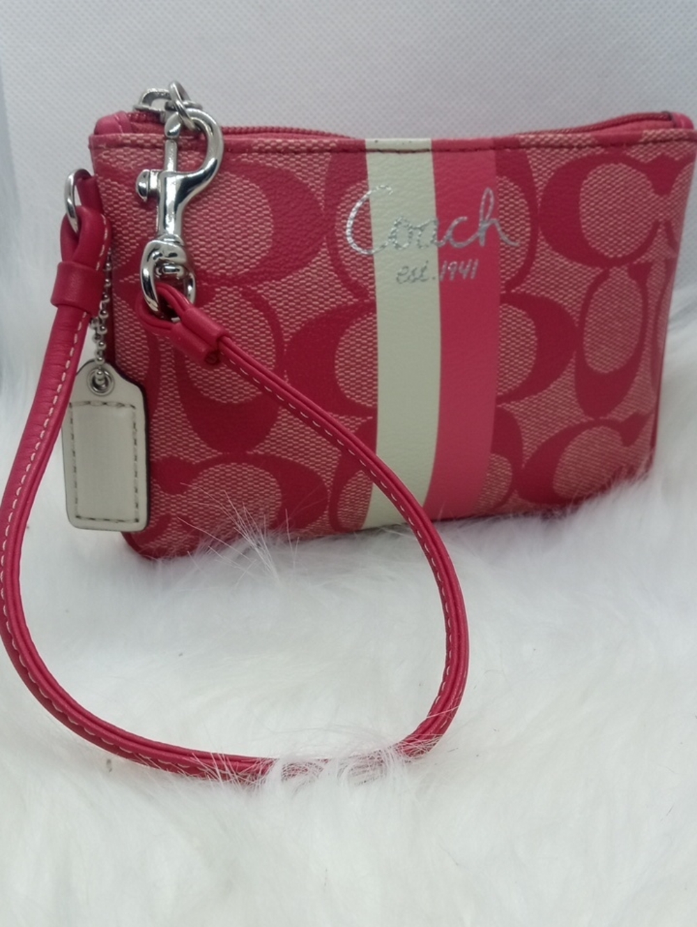 COACH PINK WRISTLET
